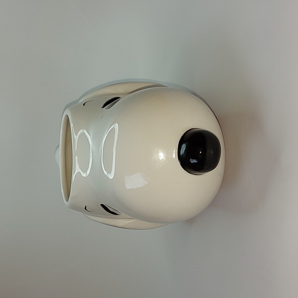 ❤ Host Pick! ❤ Peanuts Snoopy head mug, EUC - Picture 4 of 6